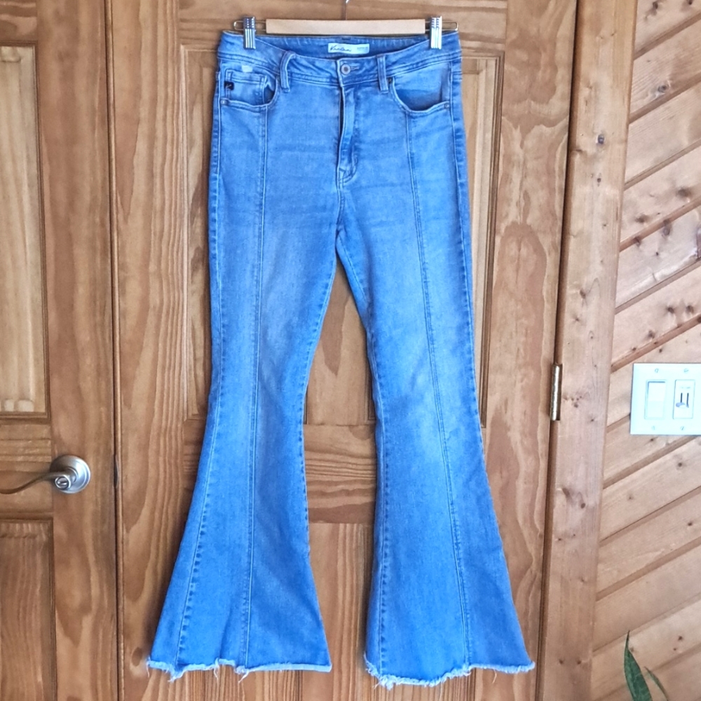 KanCan high rise wide flare bellbottom raw edge denim jeans sz28
